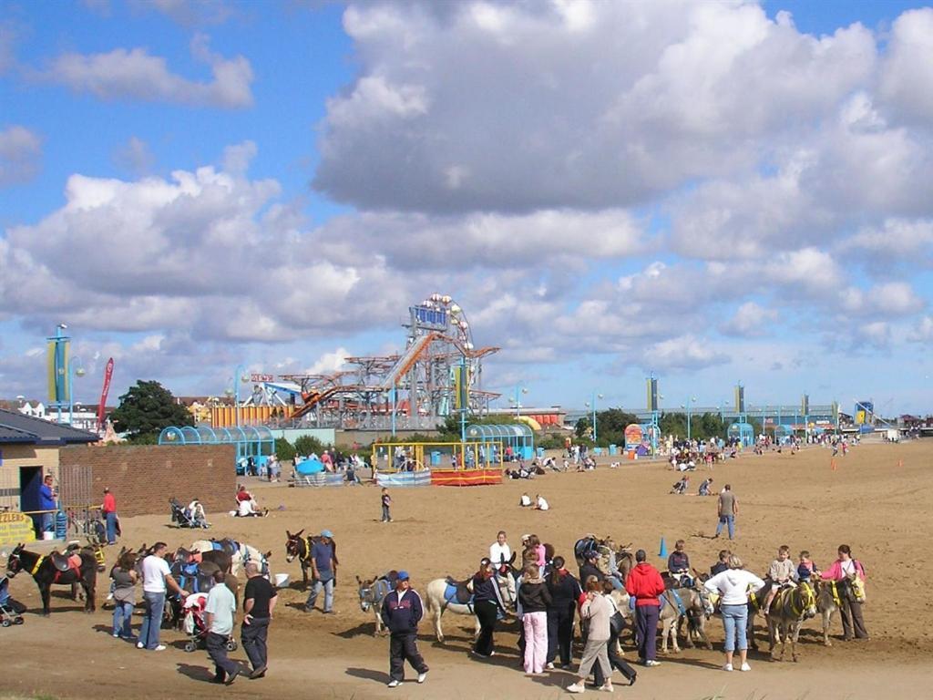 The Aldor Bed and Breakfast Skegness Exteriör bild